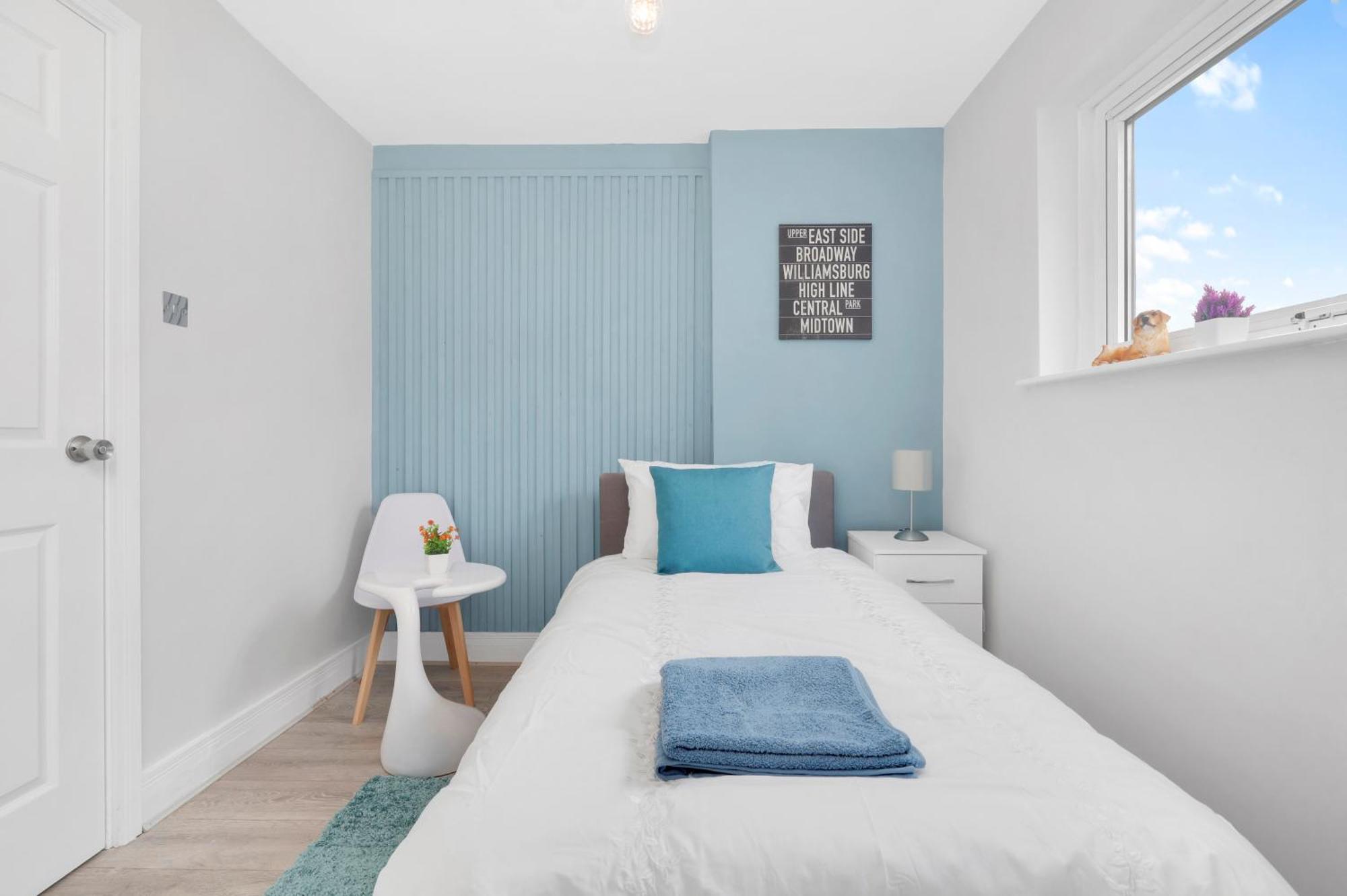 Waterside 4 Bed Apartment Londen Buitenkant foto