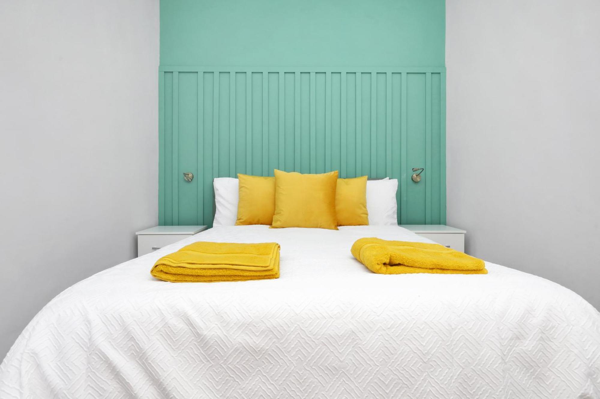 Waterside 4 Bed Apartment Londen Buitenkant foto