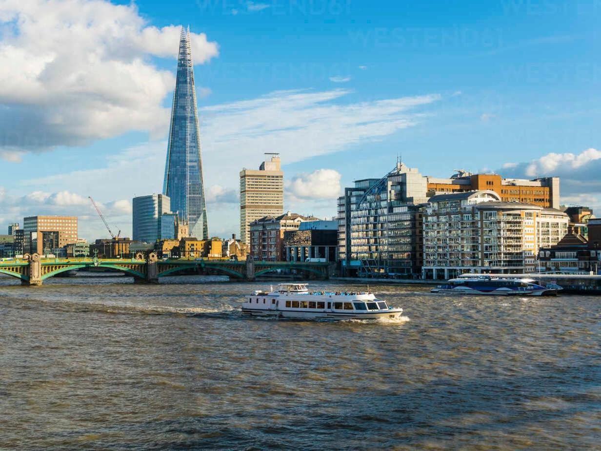 Waterside 4 Bed Apartment Londen Buitenkant foto