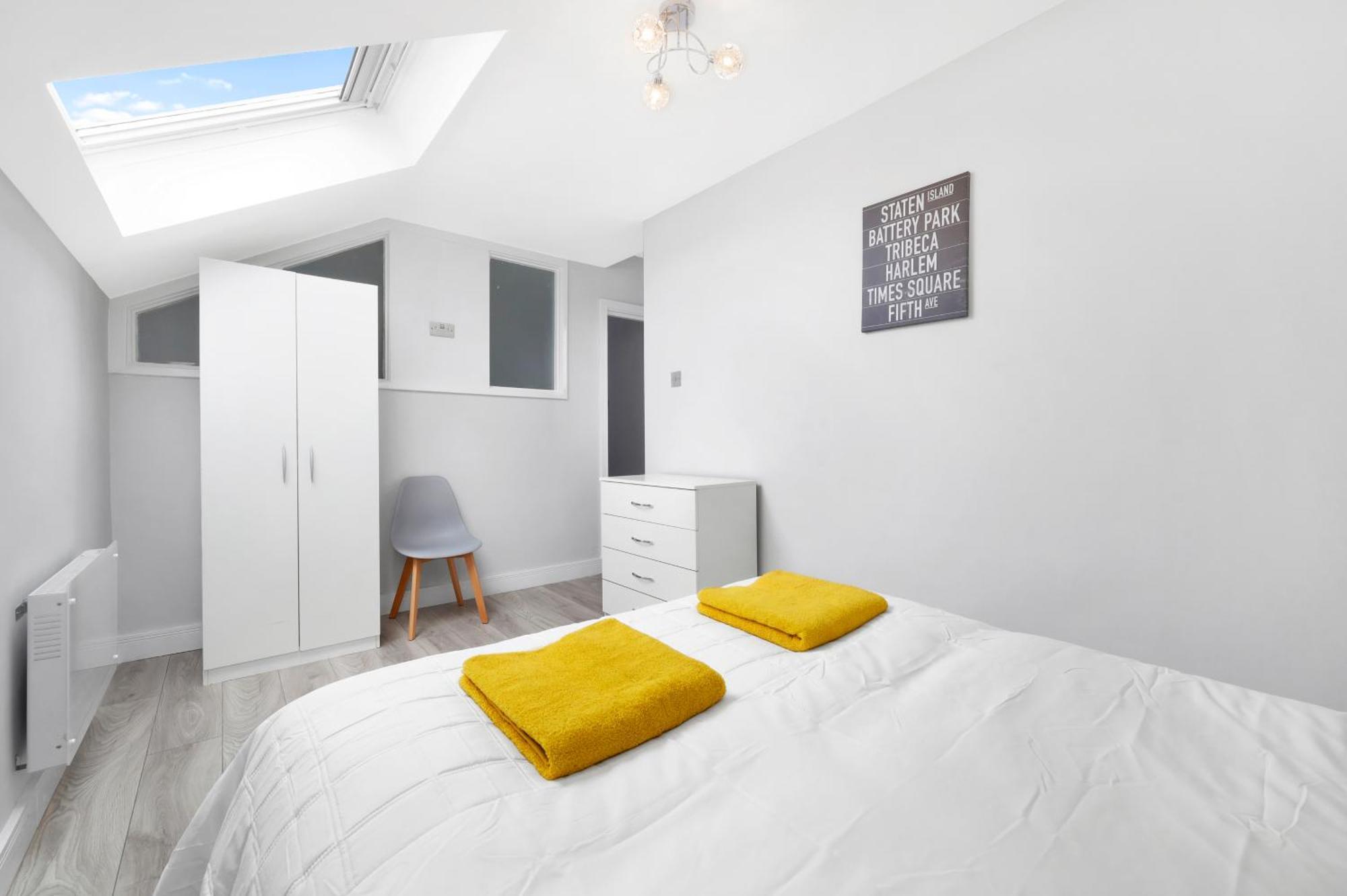 Waterside 4 Bed Apartment Londen Buitenkant foto