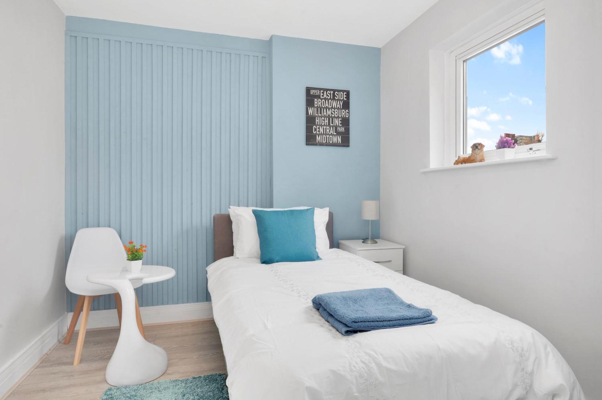 Waterside 4 Bed Apartment Londen Buitenkant foto